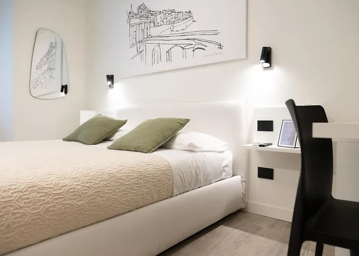 Porta Antica Pensión Bérgamo